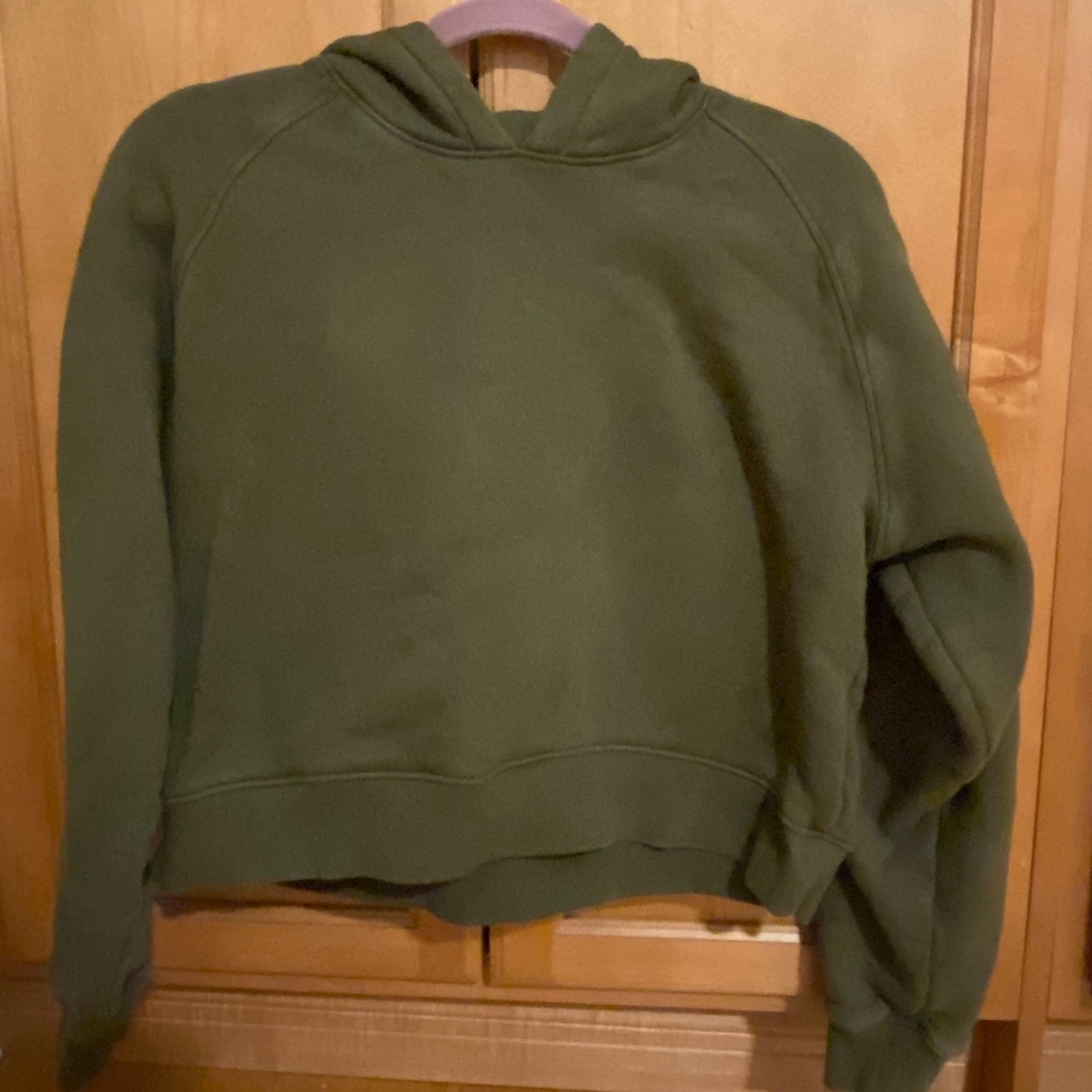 Outdoor Voices Nimbus Cropped Hoodie Vine